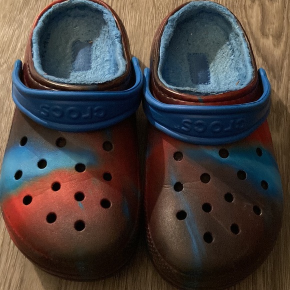 Unisex Kids’ Classic Lined Out Of This Wold Crocs 🐊 Clogs. Size J 3 8 1/2”. - Picture 6 of 8